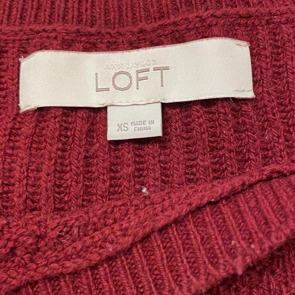 LOFT | Maroon Sweater - Picture 2 of 5